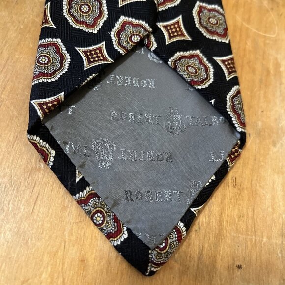 ROBERT TALBOTT STACKPOLE MOORE TRYON  Black Red&gold Pattern 100% SILK NECK TIE - Picture 4 of 6